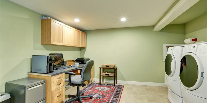 Bureau in de kelder maken: ideaal voor thuiswerken?